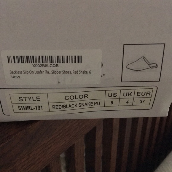 Red/Black snakeskin slides - Picture 7 of 7